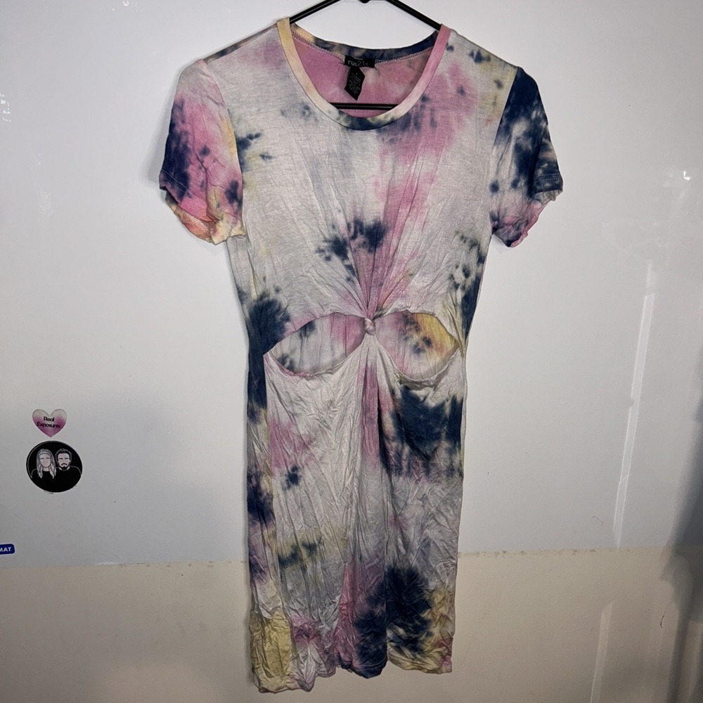 Rue 21 Tye Dye Cut Out Dress‎ Size Large